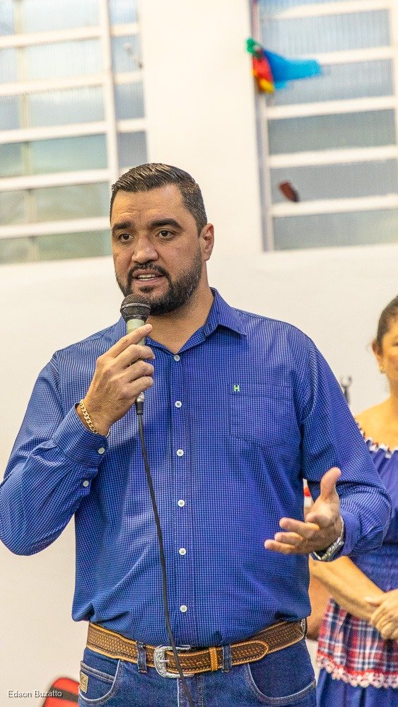 Arraiá Julino do Grupo Reviver celebra a melhor idade com alegria e tradição